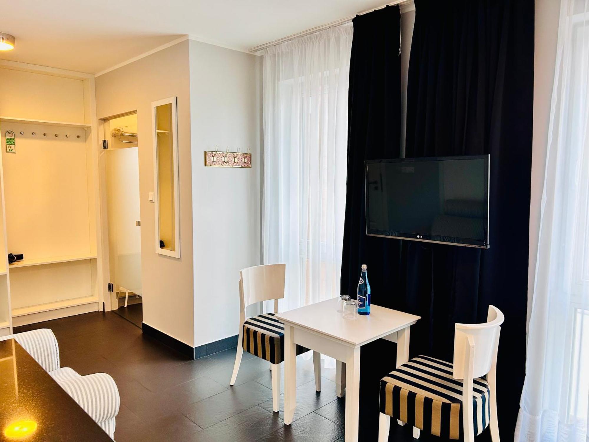 Hotel Amber Suite & Spa - Enklawa Dla Doroslych (Adults Only) Мендзиводзе Екстер'єр фото
